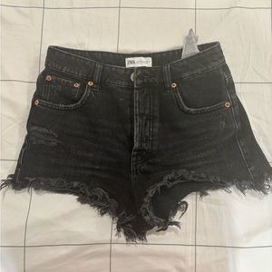 zara black denim shorts, us2